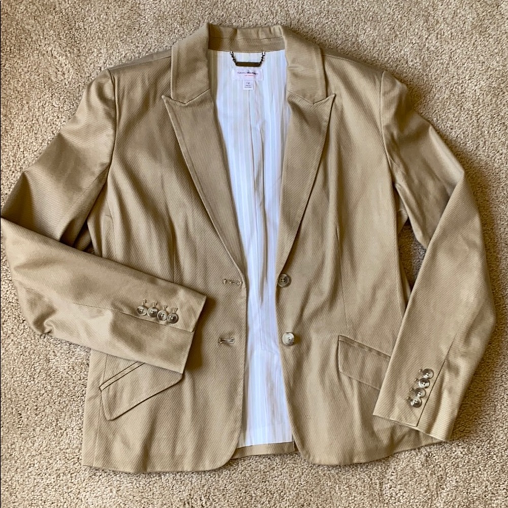 Blazer & Pant Set - Picture 2 of 8